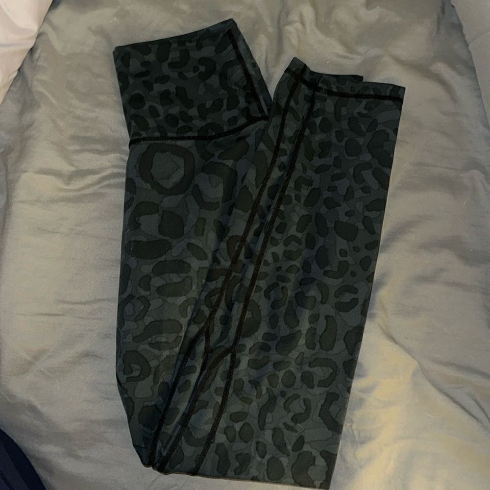 colorfulkoala Leopard women’s leggings